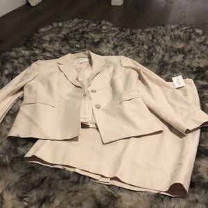 Light pink skirt suit from Calvin Klein size 12